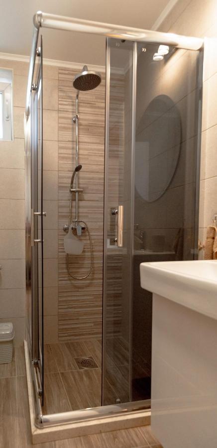 Diva Apartman Arandjelovac Bagian luar foto