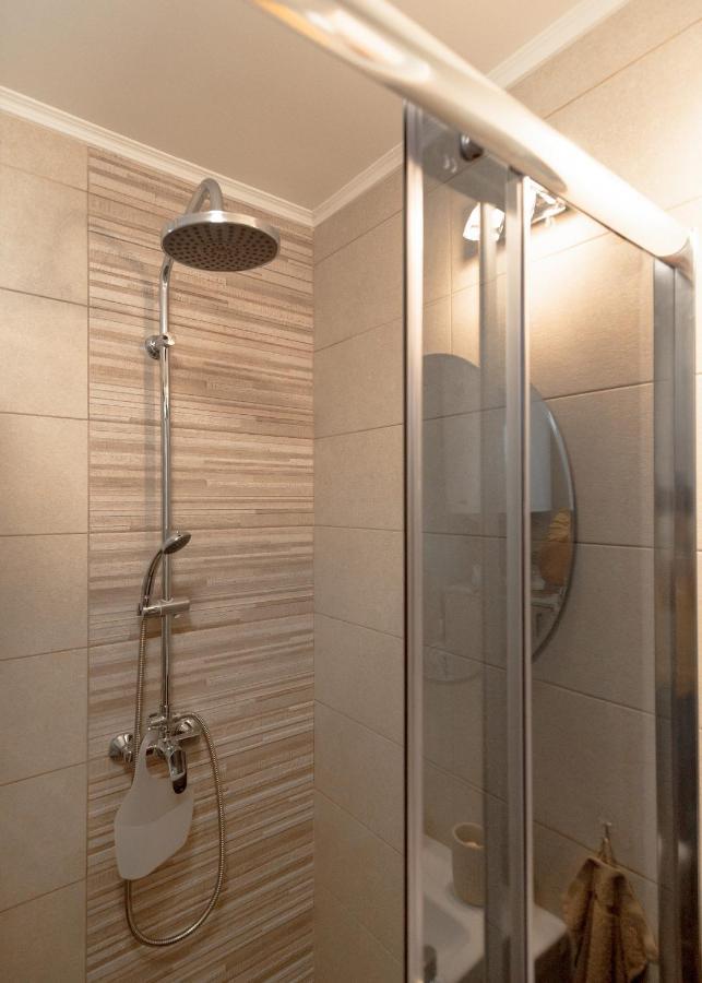 Diva Apartman Arandjelovac Bagian luar foto